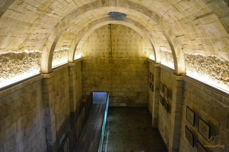 Portugal: Cistern in the Sintra Moorish Castle