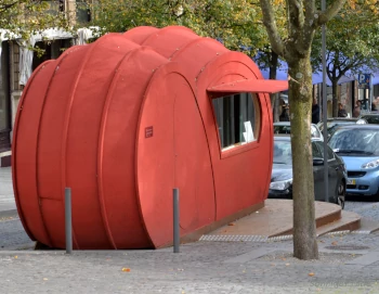 Ticket booth for Livraria Lello Bookshop