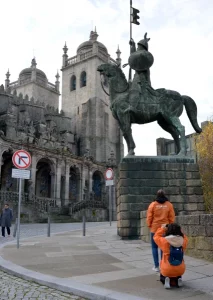 Vimara Peres Monument in Porto