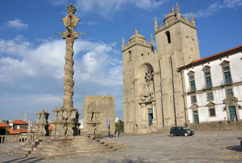 Porto in Portugal: Cathedral Square