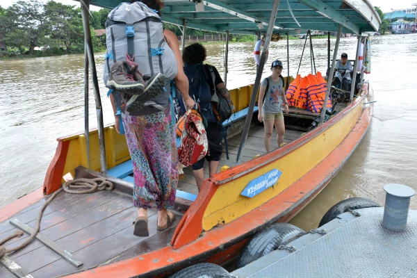 Thailand Ayutthaya station ferry over the Maenam Pasak river