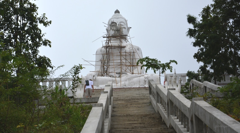 White Budda in Mae Yen Temple