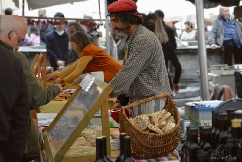 Bakery at the Santo Spirito local market in Florence