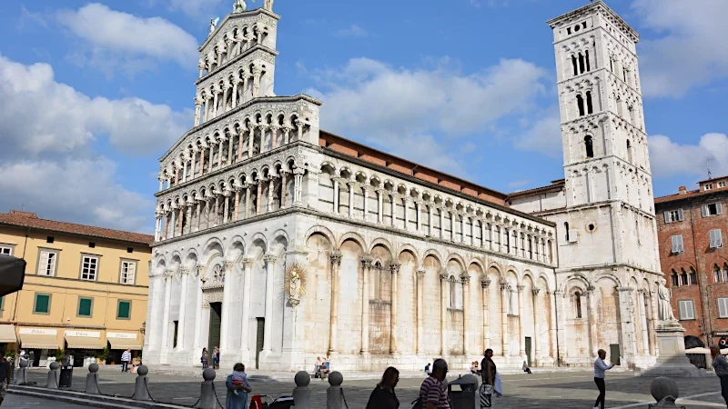 Lucca – the city republic behind thick walls