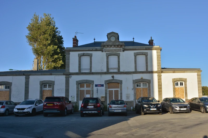 France, Brittany: Deserted Roscoff train station