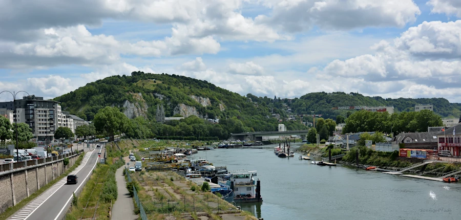 View at Seine river upstream in direction Paris