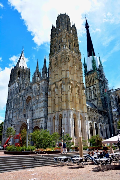 France: Cathedral Notre Dame of Rouen with „butteryellow“ Buttertower