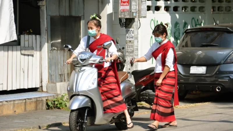 Waterfalls, caves, temples – Thailand’s north